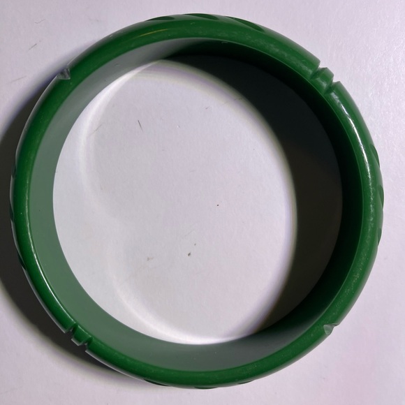 3 Bow and Crossbones bangle bracelets - Picture 2 of 7